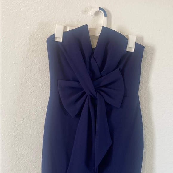 Elegant Navy Strapless Dress - Picture 2 of 3